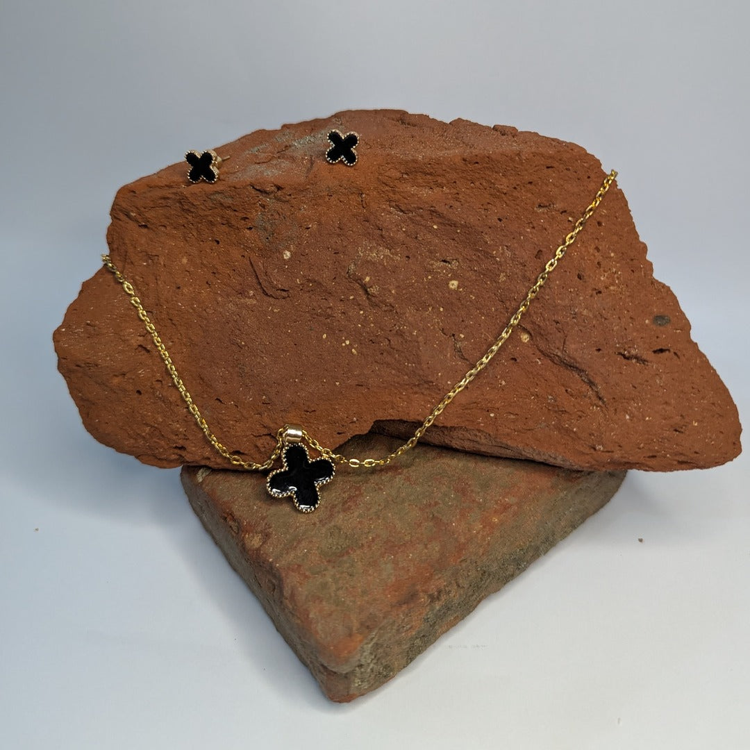 Black Clover Gold Necklace And Earrings